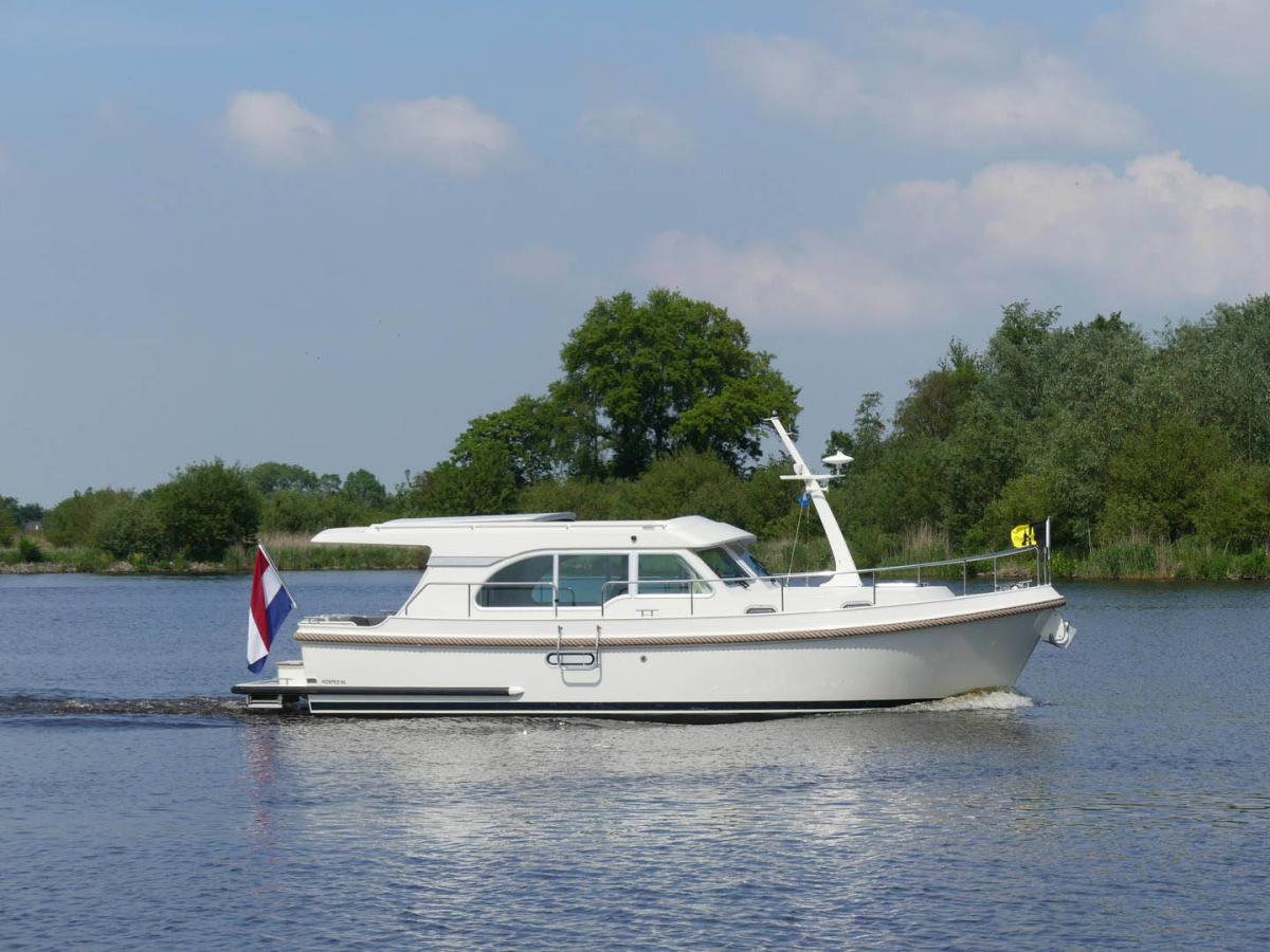 Linssen Grand Sturdy 30.0 Sedan Julia