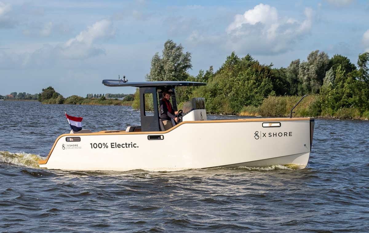 Eelex 8000 | Powerboat