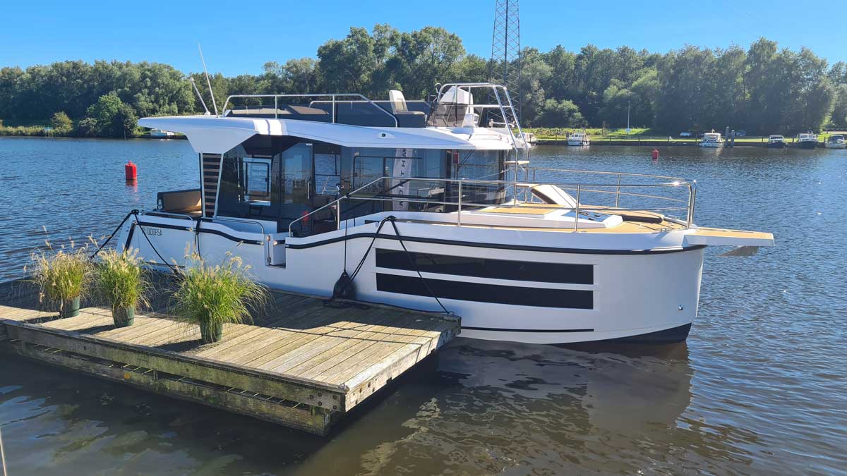 Northman 1050 Trawler Electric