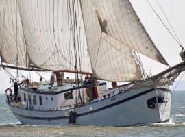 zeilen met schipper 339