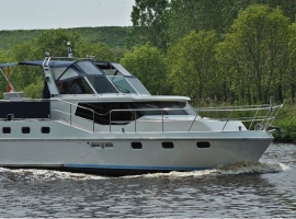 motorjachten 596