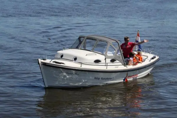 Een dagje varen met een sloep